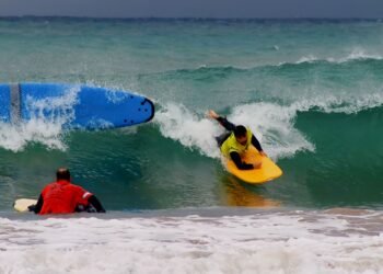 La Playa de Bahía Acoge la Copa de España de Parasurfing 2025